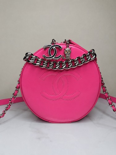 Chanel authentic round the - round,