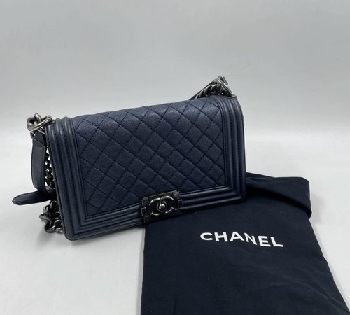 Chanel medium boy bag - medium,