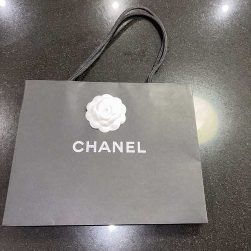 Chanel black paper gift - chanel,