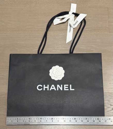 Chanel black paper gift - paper, /