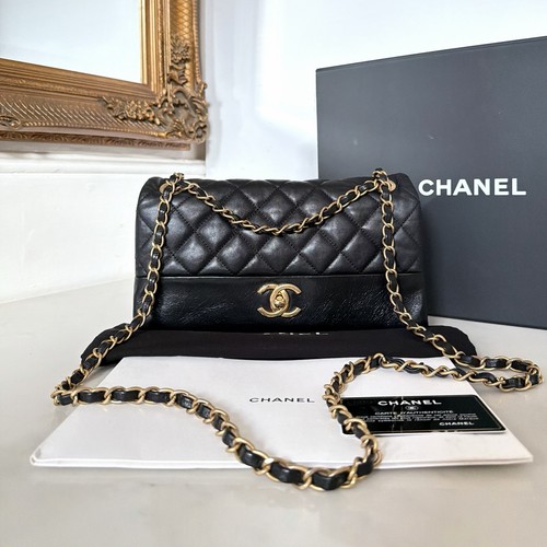 Chanel medium black - chanel,