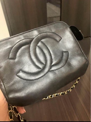 Chanel black lambskin - black, pouch