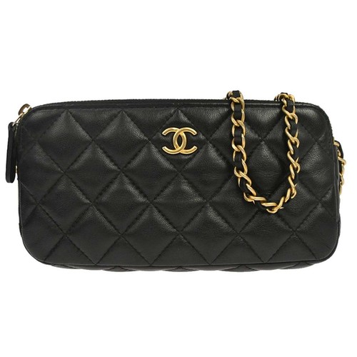 Chanel black lambskin - black,