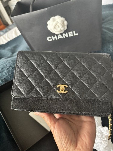 Chanel classic wallet chain - on,