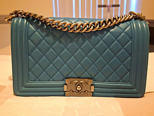 Chanel boy blue - boy, quilted