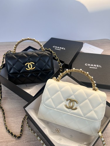 Chanel gwp quilted mini flap - chanel,