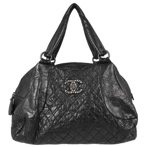 Chanel black calfskin - black, coco
