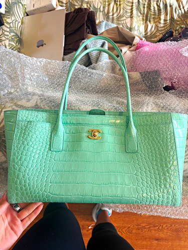 Chanel green croc embossed - chanel, croc-embossed