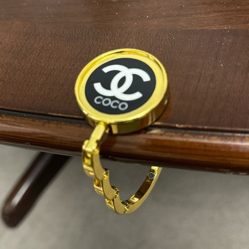 Gold bag holder - cc,