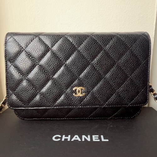 Chanel classic wallet - on, chain