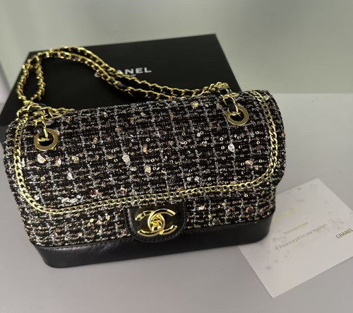 Chanel small classic - classic, flap