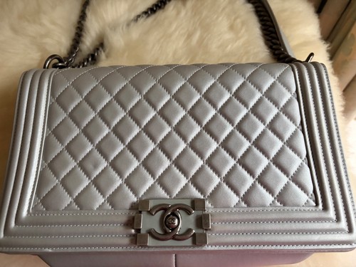 Chanel boy stunning silver - -,
