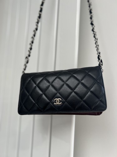 Authentic chanel crossbody bag - crossbody,