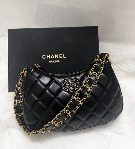 Chanel quilted shoulder bag - chanel,
