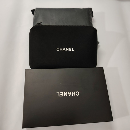 Chanel black make bag - chanel, up