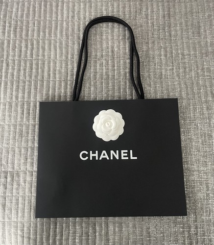 Chanel black gift bag - black,