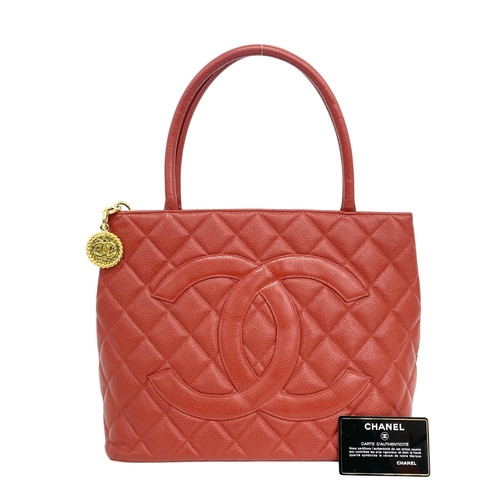 Authentic chanel medallion - chanel,