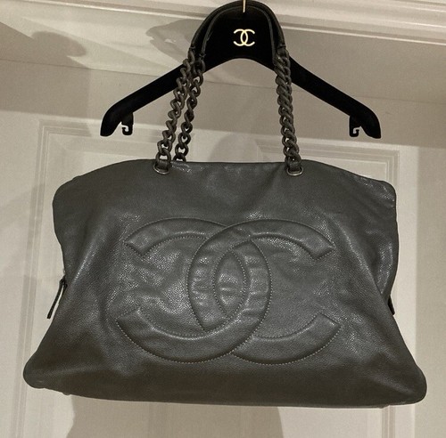 Stunning chanel vintage - stunning,