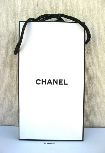 Chanel small gift bags - x,