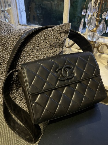 Chanel authentic black - , so
